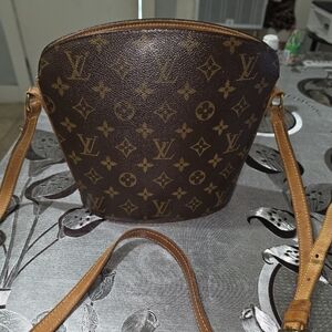 Louis Vuitton Crossbody Bag